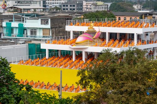 ภาพ No.300017:วันที่ 22 มกราคม พ.ศ.2569 พระธรรมยาตราปฏิบัติธรรม และถ่ายภาพหมู่ประวัติศาสตร์ ณ อาคารธรรมยาตรา กตัญญูบูชามหาปูชนียาจารย์  ตรงข้ามวัดปากน้ำภาษีเจริญ จ.กรุงเทพมหานคร ในโครงการธรรมยาตรา กตัญญูบูชา มหาปูชนียาจารย์ พระมงคลเทพมุนี(สด จนฺทสโร) พระผู้ปราบมาร อนุ