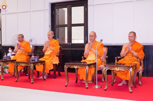 ภาพ No.78589:พิธีต้อนรับสัญญาบัตร พัดยศ ผ้าไตรและถวายมุทิตาสักการะฯ พระครูสิทธิรัตนวิเทศ และ พระครูวิเทศสันติคุณ วันอังคารที่ 28 มีนาคม พ.ศ. 2566 ณ อุโบสถวัดพระธรรมกาย