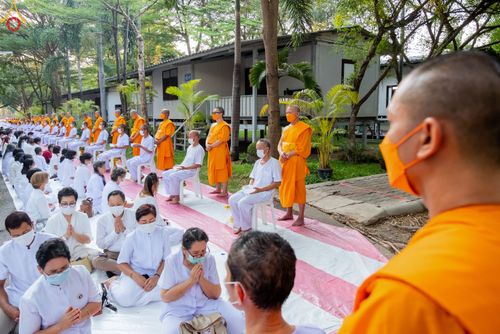 ภาพ No.78647:พิธีตัดปอยผมและปลงผมนาคธรรมทายาท  โครงการบรรพชาและอุปสมบทหมู่ วันคุ้มครองโลก วันที่ 26 มีนาคม พ.ศ.2566 ณ หมู่บ้านบรรลุธรรม วัดพระธรรมกาย
