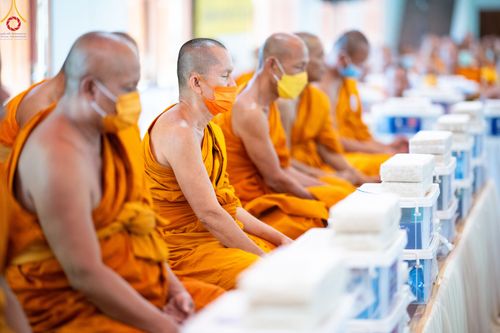 ภาพ No.83179:พิธีถวายสังฆทาน 323 วัด 4 จังหวัดชายแดนภาคใต้ ปีที่ 19 ครั้งที่ 163 พิธีมอบกองทุนหนุนแรงใจช่วยครูใต้ ปีที่ 16 ครั้งที่ 128  และพิธีทำบุญอุทิศส่วนกุศลให้ผู้วายชนม์ ในวันเสาร์ที่ 8 กรกฎาคม พ.ศ. 2566 ณ หอประชุม อาคารพระสุทธิสมณวัตรานุสรณ์   วัดมุจลินทวาปีวิ