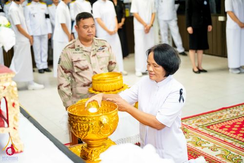 ภาพ No.337206:วันที่ 13-27 มิถุนายน พ.ศ.2569 พสกนิกรอำเภอคลองหลวง จัดพิธีบำเพ็ญกุศลสวดพระอภิธรรม อุทิศถวายพระกุศลแด่สมเด็จพระเจ้าลูกเธอ เจ้าฟ้าพัชรกิติยาภาฯ