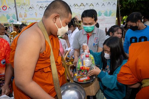 ภาพ No.96290:พิธีทอดกฐินสามัคคีทั่วไทย 5,000 วัด ณ วัดสว่างภพ จ.ปทุมธานี วันที่ 19 พฤศจิกายน พ.ศ. 2566