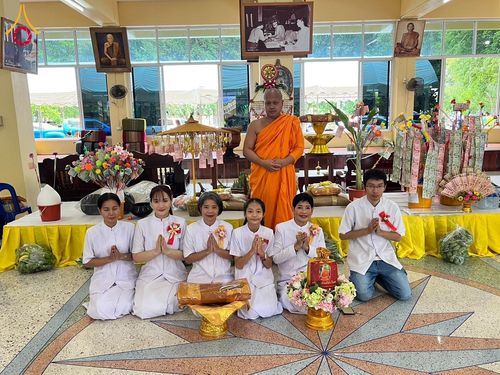 ภาพ No.181643:พิธีทอดกฐิน ณ วัดป่าพระธาตุเขาน้อย จ.ราชบุรี ในโครงการทอดกฐินสามัคคีทั่วไทย 30,000 วัด บูชาธรรม 80 ปี หลวงพ่อธัมมชโย โดยคณะศิษยานุศิษย์วัดพระธรรมกาย วันที่ 2 พฤศจิกายน พ.ศ. 2567