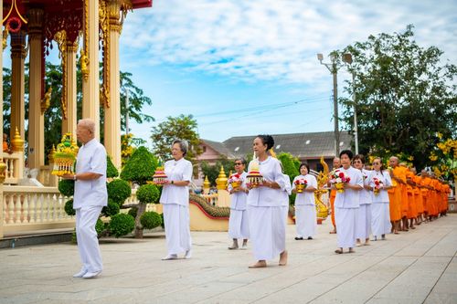 ภาพ No.101091:พิธีอุปสมบทหมู่ ในโครงการอุปสมบทบูชาธรรม มหาปูชนียาจารย์ พ.ศ. 2566 ณ วัดท่าเกวียน อำเภอพนมสารคาม จังหวัดฉะเชิงเทรา วันที่ 5 ธันวาคม พ.ศ. 2566