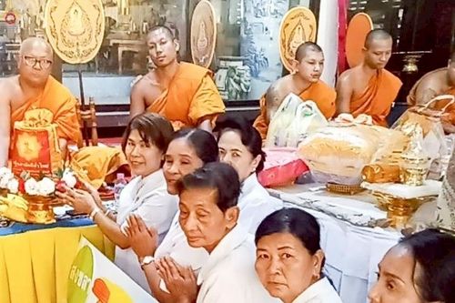 ภาพ No.262889:วันที่ 19 ตุลาคม พ.ศ. 2568 พิธีทอดกฐินสามัคคีทั่วไทย 30,000 วัด โดยคณะศิษยานุศิษย์ บูชาธรรม 81 ปี หลวงพ่อธัมมชโย ณ วัดประจ่า ต.นาหว้า อ.จะนะ จ.สงขลา