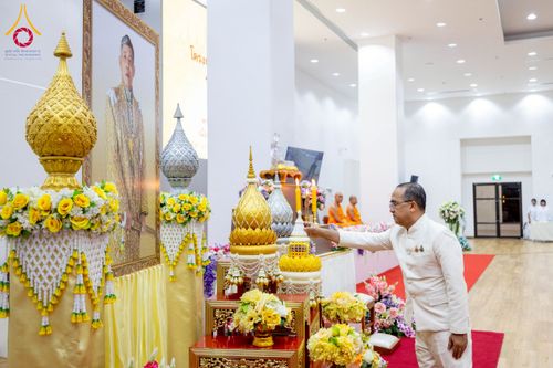 ภาพ No.221814:โครงการปฏิบัติธรรมอบรมศีลธรรม “บวชอุบาสิกาแก้ว” ถวายเป็นพระราชกุศลแด่พระบาทสมเด็จพระเจ้าอยู่หัว เนื่องในโอกาสมหามงคล “วันฉัตรมงคล”  ระหว่างวันที่ 2 – 4 พฤษภาคม 2568  ณ อาคาร 115 ปี คุณยายอาจารย์ฯ