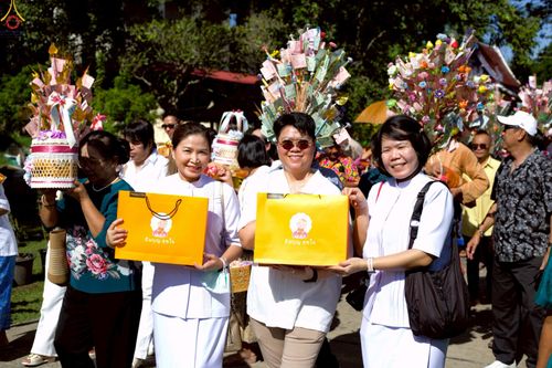 ภาพ No.260523:วันที่ 19 ตุลาคม พ.ศ. 2568 พิธีทอดกฐินสามัคคีทั่วไทย 30,000 วัด โดยคณะศิษยานุศิษย์ บูชาธรรม 81 ปี หลวงพ่อธัมมชโย ณ วัดละมุด อ.นครชัยศรี จ.นครปฐม