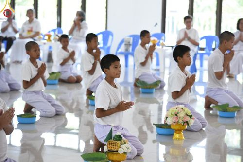 ภาพ No.133352:พิธีตัดปอยผม ธรรมทายาท โครงการบรรพชาสามเณร ฟื้นฟูพระพุทธศาสนาทั่วไทย  ณ ศูนย์ปฏิบัติธรรมจังหวัดสระบุรี อ.พระพุทธบาท จ.สระบุรี  วันที่ 2 เมษายน พ.ศ. 2567
