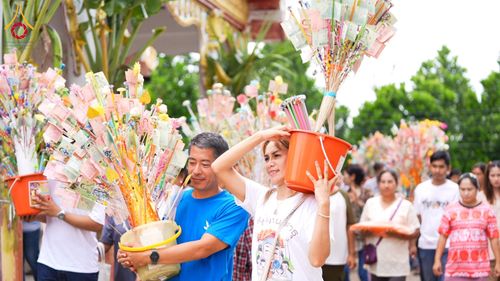 ภาพ No.183322:พิธีทอดกฐิน ณ วัดสำนักสงฆ์ห้วยเสือ จ.ราชบุรี ในโครงการทอดกฐินสามัคคีทั่วไทย 30,000 วัด บูชาธรรม 80 ปี หลวงพ่อธัมมชโย โดยคณะศิษยานุศิษย์วัดพระธรรมกาย วันที่ 20 ตุลาคม พ.ศ. 2567