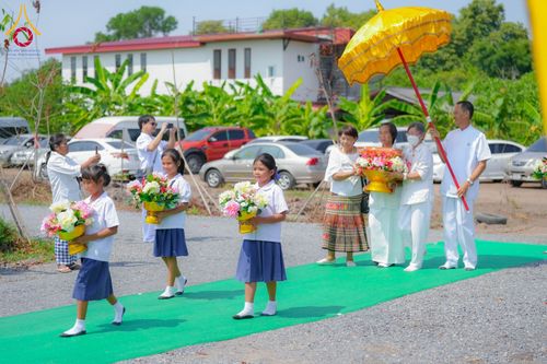 ภาพ No.176902:พิธีทอดกฐิน ณ วัดศรีวรรณวนาราม จ.ปทุมธานี ในโครงการทอดกฐินสามัคคีทั่วไทย 30,000 วัด บูชาธรรม 80 ปี หลวงพ่อธัมมชโย โดยคณะศิษยานุศิษย์วัดพระธรรมกาย วันที่ 2 พฤศจิกายน พ.ศ. 2567