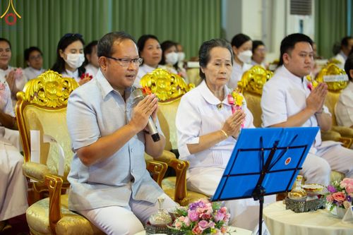 ภาพ No.109810:พิธีเจริญพระพุทธมนต์ ปฏิบัติธรรม  มอบทุนการศึกษา ถวายสังฆทาน 121 วัด วันพุธที่ 10 มกราคม พ.ศ. 2567 ณ อาคารราชวิริยาลังการ วัดไร่ขิง พระอารามหลวง  อ.สามพราน จ.นครปฐม