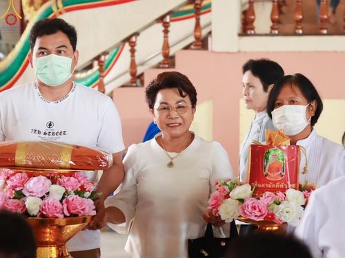 ภาพ No.164942:พิธีทอดกฐิน ณ วัดสัปรสเทศ อ.ศรีประจันต์ จ.สุพรรณบุรี  ในโครงการกฐินสามัคคีทั่วไทย 30,000 วัด บูชาธรรม 80 ปี หลวงพ่อธัมมชโย โดยคณะศิษยานุศิษย์วัดพระธรรมกาย วันที่ 20 ตุลาคม พ.ศ. 2567