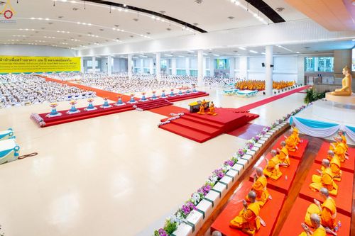 ภาพ No.240604:วันพุธที่ 27 สิงหาคม พ.ศ. 2568 พิธีปฏิบัติธรรมภาคสาย ในวันธรรมชัย ณ วัดพระธรรมกาย จ.ปทุมธานี