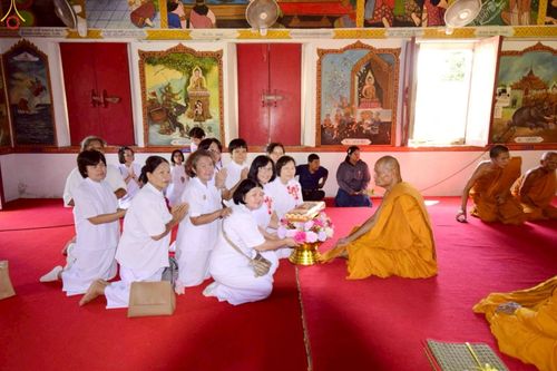 ภาพ No.260496:วันที่ 19 ตุลาคม พ.ศ. 2568 พิธีทอดกฐินสามัคคีทั่วไทย 30,000 วัด โดยคณะศิษยานุศิษย์ บูชาธรรม 81 ปี หลวงพ่อธัมมชโย ณ วัดน้ำอาบ ต.ขุนอินทประมูล อ.โพธิ์ทอง จ.อ่างทอง