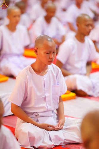 ภาพ No.103212:พิธีบรรพชา พิธีขอศีลและนิสัย ธรรมทายาทชาวอินโดนีเซียกว่า 1,000 คน ณ มหาเจดีย์บุโรพุทโธ ประเทศอินโดนีเซีย ในวันที่ 19 ธันวาคม พ.ศ. 2566