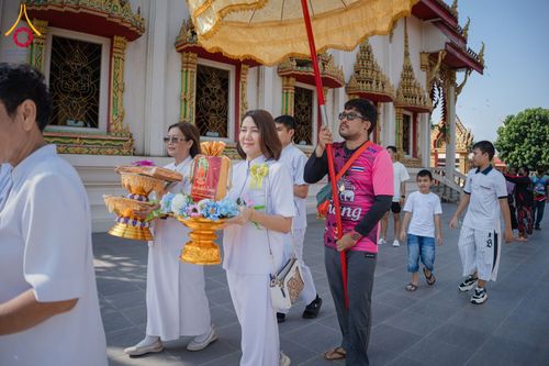 ภาพ No.181944:พิธีทอดกฐิน ณ วัดใหม่วงเดือน จ.ชัยนาท ในโครงการทอดกฐินสามัคคีทั่วไทย 30,000 วัด บูชาธรรม 80 ปี หลวงพ่อธัมมชโย โดยคณะศิษยานุศิษย์วัดพระธรรมกาย วันที่ 2 พฤศจิกายน พ.ศ. 2567