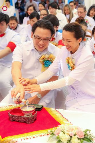 ภาพ No.98111:พิธีทอดกฐินสมปรารถนา วัดพระธรรมกายบอสตัน รัฐแมสซาชูเสตส์ ประเทศสหรัฐอเมริกา วันที่ 19 พฤศจิกายน พ.ศ. 2566