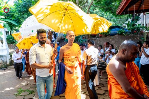 ภาพ No.175857:พิธีทอดผ้าป่าสมทบกฐิน ณ วัดธัมเมสวา รามายา มาตะเล ศรีลังกา โดยมูลนิธิธรรมกาย ในนามหลวงพ่อธัมมชโย วันที่ 9 พฤศจิกายน พ.ศ. 2567