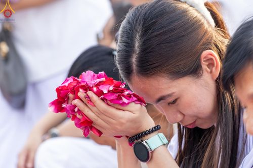 ภาพ No.120267:พิธีต้อนรับพระธรรมยาตรา ในโครงการธรรมยาตรา กตัญญูบูชา มหาปูชนียาจารย์ พระมงคลเทพมุนี(สด จนฺทสโร) พระผู้ปราบมาร อนุสรณ์สถาน 7 แห่ง ปีที่ 12 วันที่ 28 มกราคม พ.ศ. 2567 ณ วัดพระธรรมกาย จ.ปทุมธานี (ชุดที่ 2)