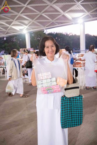 ภาพ No.276949:วันอาทิตย์ที่ 7 ธันวาคม พ.ศ. 2568 พิธีตักบาตรอาทิตย์ต้นเดือน ณ บ้านแก้วเรือนทองคุณยายฯ วัดพระธรรมกาย