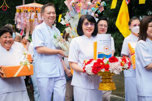 ภาพ No.95706:พิธีทอดกฐินสามัคคีทั่วไทย 5,000 วัด วัดม่วงเฒ่า จ.กาญจนบุรี วันที่ 31 ตุลาคม พ.ศ. 2566