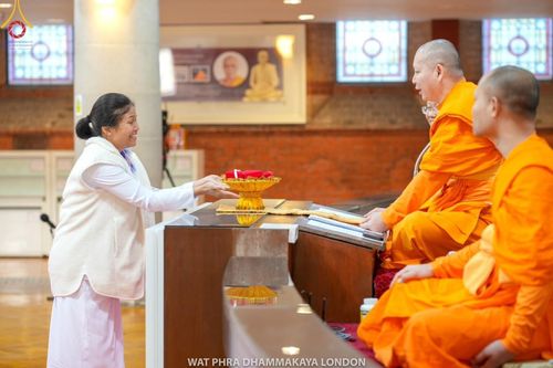 ภาพ No.186078:พิธีมุทิตาสักการะ เนื่องในวาระอายุวัฒนมงคล ๘๔ ปี หลวงพ่อทัตตชีโว วันอาทิตย์ที่ ๒๒ ธันวาคม พ.ศ. ๒๕๖๗ ณ วัดพระธรรมกายลอนดอน