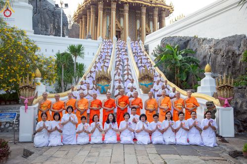 ภาพ No.216322:วันเสาร์ที่ 5 เมษายน พ.ศ. 2568 พิธีขอบรรพชา พิธีขอสรณคมน์และศีล พิธีขอนิสสัย พิธีถวายบาตร ในโครงการบรรพชาสามเณรฟื้นฟูพระพุทธศาสนาทั่วไทย  ณ วัดพระพุทธบาท ราชวรมหาวิหาร ต.ขุนโขลน อ.พระพุทธบาท จ.สระบุรี