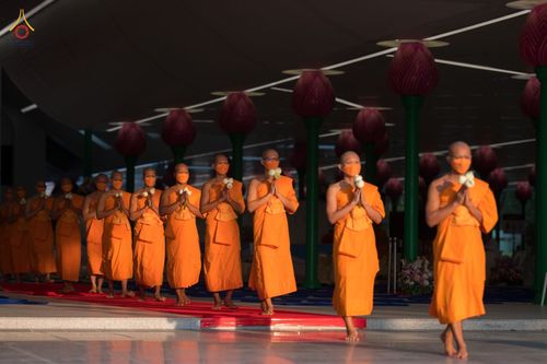 ภาพ No.80664:พิธีอุปสมบทสามเณรเตรียม DCI รุ่นที่20 จำนวน 15 รูป ณ อุโบสถพระไตรปิฎก วัดพระธรรมกาย วันเสาร์ที่ 6 พฤษภาคม พ.ศ. 2566