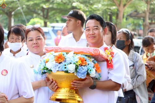 ภาพ No.254013:วันที่ 12 ตุลาคม พ.ศ. 2568 พิธีทอดกฐินสามัคคีทั่วไทย 30,000 วัด โดยคณะศิษยานุศิษย์ บูชาธรรม 81 ปี หลวงพ่อธัมมชโย ณ วัดคลองเกษม(หลวงพ่อลา) อ.หันคา จ.ชัยนาท