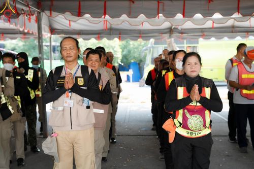 ภาพ No.111561:V.10 เก่งกล้า การเตรียมงาน เก็บงาน การรับบุญของเจ้าหน้าที่หน่วยงานต่างๆ เพื่อโครงการธรรมยาตรา กตัญญูบูชามหาปูชนียาจารย์ พระมงคลเทพมุนี (สด จนฺทสโร) พระผู้ปราบมาร อนุสรณ์สถาน 7 แห่ง ปีที่ 12 ระหว่างวันที่ 2 - 31 มกราคม พ.ศ.2567