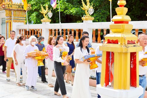 ภาพ No.257601:วันที่ 18 ตุลาคม พ.ศ. 2568 พิธีทอดกฐินสามัคคีทั่วไทย 30,000 วัด โดยคณะศิษยานุศิษย์ บูชาธรรม 81 ปี หลวงพ่อธัมมชโย ณ วัดน้อยนางหงษ์ แขวงบางยี่ขัน  เขตบางพลัด จ.กรุงเทพมหานคร