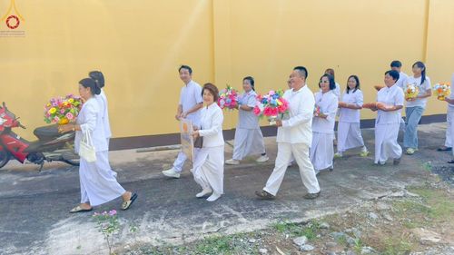 ภาพ No.165267:พิธีทอดกฐิน ณ วัดบ้านโนนหวาย จ.อุดรธานี ในโครงการกฐินสามัคคีทั่วไทย 30,000 วัด บูชาธรรม 80 ปี หลวงพ่อธัมมชโย โดยคณะศิษยานุศิษย์วัดพระธรรมกาย วันที่ 20 ตุลาคม พ.ศ. 2567