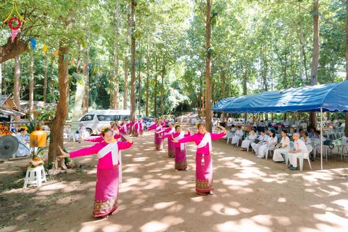 ภาพ No.169503:พิธีทอดกฐิน ณ ศูนย์ปฏิบัติธรรมนานาชาติตะวันพร้าว จ.เชียงใหม่ ในโครงการกฐินสามัคคีทั่วไทย 30,000 วัด บูชาธรรม 80 ปี หลวงพ่อธัมมชโย โดยคณะศิษยานุศิษย์วัดพระธรรมกาย วันที่ 25 ตุลาคม พ.ศ. 2567