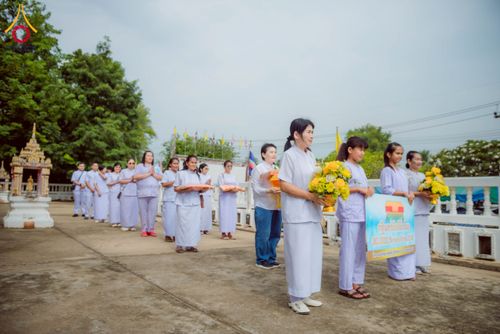 ภาพ No.177171:พิธีทอดกฐิน ณ วัดตรีมิตรประดิษฐาราม ต.รางหวาย อ.พนมทวน จ.กาญจนบุรี ในโครงการทอดกฐินสามัคคีทั่วไทย 30,000 วัด บูชาธรรม 80 ปี หลวงพ่อธัมมชโย โดยคณะศิษยานุศิษย์วัดพระธรรมกาย วันที่ 15 พฤศจิกายน พ.ศ. 2567