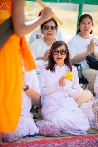 ภาพ No.198090:พิธีต้อนรับพระธรรมยาตรา ณ อนุสรณ์สถานลำดับที่ 5 สถานที่เผยแผ่วิชชาธรรมกายครั้งแรก อนุสรณ์สถานบางปลา วัดบางปลา อำเภอบางเลน จังหวัดนครปฐม ในโครงการธรรมยาตรา กตัญญูบูชา มหาปูชนียาจารย์ พระมงคลเทพมุนี(สด จนฺทสโร) พระผู้ปราบมาร ปีที่ 13 วัน 19 มกราคม พ.ศ.2568