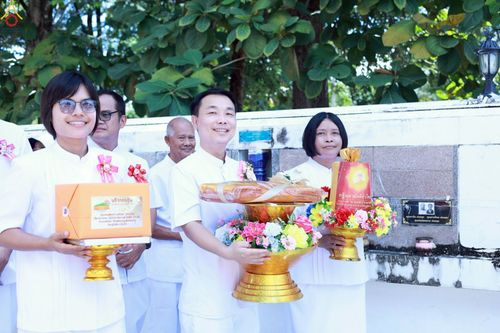 ภาพ No.260508:วันที่ 19 ตุลาคม พ.ศ. 2568 พิธีทอดกฐินสามัคคีทั่วไทย 30,000 วัด โดยคณะศิษยานุศิษย์ บูชาธรรม 81 ปี หลวงพ่อธัมมชโย ณ วัดสันติวัฒนาราม จ.นครนายก