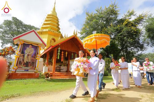 ภาพ No.183346:พิธีทอดกฐิน ณ วัดพระธาตุจอมทอง จ.เชียงราย ในโครงการทอดกฐินสามัคคีทั่วไทย 30,000 วัด บูชาธรรม 80 ปี หลวงพ่อธัมมชโย โดยคณะศิษยานุศิษย์วัดพระธรรมกาย วันที่ 22 ตุลาคม พ.ศ. 2567