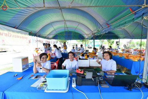 ภาพ No.158066:พิธีทอดผ้าป่า ติดตั้งแผ่นสิริฉะทะนะรัสมี(หลังคา) อาคาร 80 ปี หลวงพ่อธัมมชโย วันอาทิตย์ที่ 22 กันยายน พ.ศ. 2567 ณ ศูนย์ปฏิบัติธรรมวิหารแดง อ.วิหารแดง จ.สระบุรี