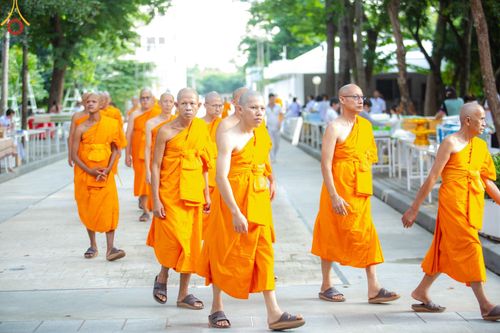 ภาพ No.162292:วันมหาปวารณาออกพรรษา วันพฤหัสบดีที่ 17 ตุลาคม พ.ศ. 2567 (ขึ้น 15 ค่ำ เดือน 11 ) ณ อุโบสถ วัดพระธรรมกาย