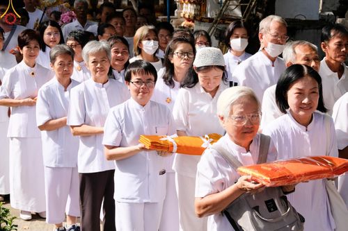 ภาพ No.170610:พิธีทอดกฐิน ณ วัดเรืองยศสุทธาราม เขตบางคอแหลม จ.กรุงเทพมหานคร ในโครงการกฐินสามัคคีทั่วไทย 30,000 วัด บูชาธรรม 80 ปี หลวงพ่อธัมมชโย โดยคณะศิษยานุศิษย์วัดพระธรรมกาย วันที่ 27 ตุลาคม พ.ศ. 2567