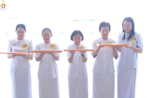 ภาพ No.240648:วันพุธที่ 27 สิงหาคม พ.ศ. 2568 พิธีทอดผ้าป่าเพื่อสร้างอาคาร  82 ปี หลวงพ่อธัมมชโย สมทบกฐินวัดพระธรรมกาย และกฐิน 30,000 วัดทั่วประเทศ ครั้งที่ 1