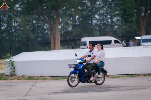 ภาพ No.135232:พิธีขอขมารับผ้าไตร, พิธีบรรพชา ในโครงการบรรพชาสามเณร ฟื้นฟูพระพุทธศาสนาทั่วไทย ณ ศูนย์อบรมเยาวชนกาญจนบุรี วันที่ 6 เมษายน พ.ศ. 2567