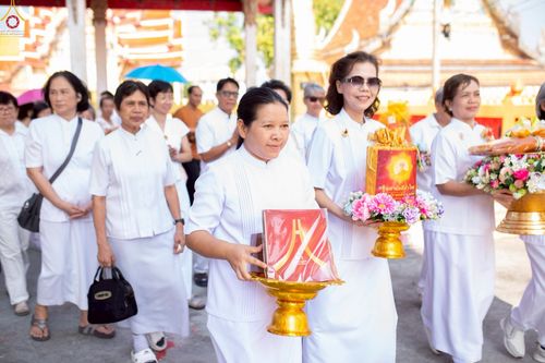 ภาพ No.252062:วันที่ 11 ตุลาคม พ.ศ. 2568 พิธีทอดกฐินสามัคคีทั่วไทย 30,000 วัด โดยคณะศิษยานุศิษย์ บูชาธรรม 81 ปี หลวงพ่อธัมมชโย ณ วัดลาดบัวหลวง จ.พระนครศรีอยุธยา