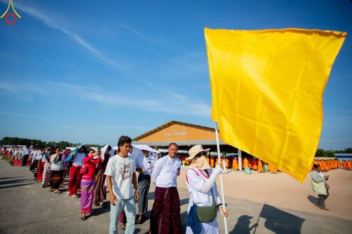 ภาพ No.211583:วันอาทิตย์ที่ 16 มีนาคม พ.ศ. 2568 พิธีอัญเชิญพระบรมสารีริกธาตุ ประดิษฐาน ณ ปทุมเจดีย์ ศูนย์อบรมเยาวชนปัตตานี