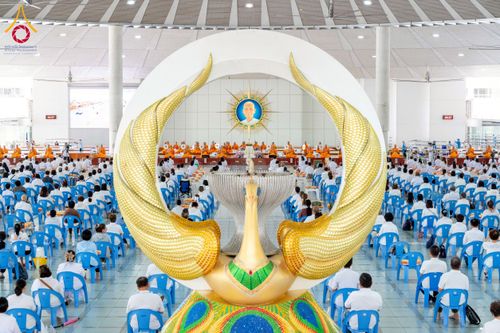 ภาพ No.271065:วันพุธที่ 20 พฤศจิกายน พ.ศ.2568 (วันพระ แรม 15 ค่ำ เดือน 12) พิธีบุพเปตพลี ครั้งที่ 173 ร่วมอุทิศบุญแด่หมู่ญาติที่ล่วงลับไปแล้ว และสืบทอดอายุพระพุทธศาสนา ณ หอฉันคุณยายอาจารย์ฯ วัดพระธรรมกาย