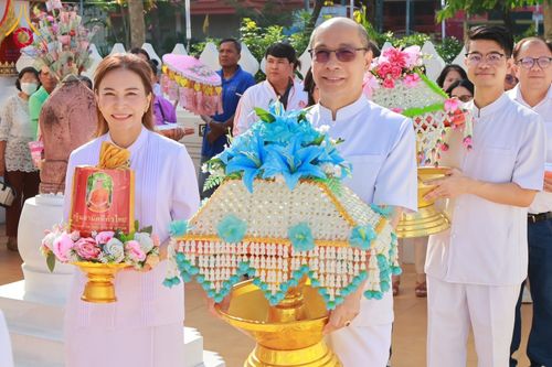 ภาพ No.178667:พิธีทอดกฐิน ณ วัดประดู่บางจาก แขวงปากคลอง ภาษีเจริญ กรุงเทพฯ ในโครงการกฐินสามัคคีทั่วไทย 30,000 วัด บูชาธรรม 80 ปี หลวงพ่อธัมมชโย โดยคณะศิษยานุศิษย์วัดพระธรรมกาย วันที่ 10 พฤศจิกายน พ.ศ. 2567