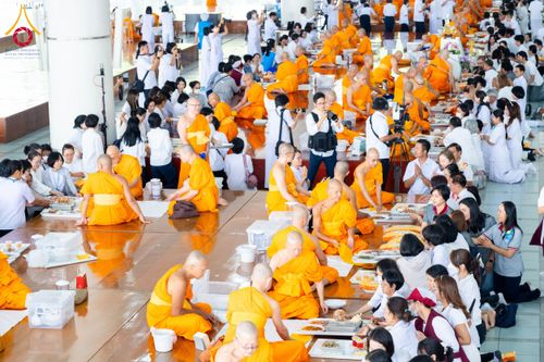 ภาพ No.209859:วันพุธที่ 26 กุมภาพันธ์ พ.ศ. 2568 พิธีบุพเปตพลี ครั้งที่ 159 ณ หอฉันคุณยายอาจารย์จันทร์ขนนกยูง วัดพระธรรมกาย