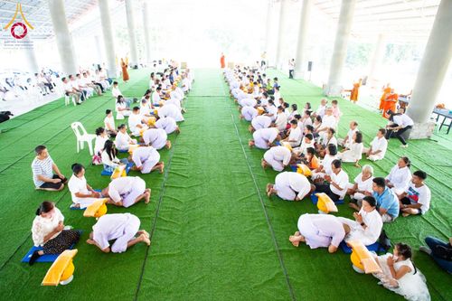 ภาพ No.181488:พิธีขอขมาผู้ปกครอง, พิธีมอบบาตรผ้าไตร, พิธีบรรพชาสามเณร โดยพระครูวิบูลย์เจติยาทร รองเจ้าคณะจังหวัดลำพูน ณ ธุดงคสถานลำพูน ต.เหล่ายาว  อ.บ้านโฮ่ง จ.ลำพูน วันที่ 5 ธันวาคม พ.ศ. 2567