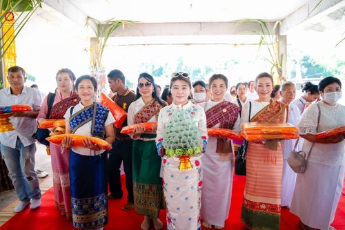 ภาพ No.91763:พิธีทอดกฐินสามัคคีทั่วไทย 5,000 วัด ณ วัดโนนพระแก้ว ต.น้ำโมง อ.ท่าบ่อ จ.หนองคาย  วันจันทร์ที่ 30 ตุลาคม พ.ศ. 2566