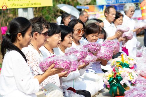 ภาพ No.113060:พิธีต้อนรับพระธรรมยาตรา ปีที่ 12 วันที่ 15 มกราคม พ.ศ. 2567 ณ วัดโบสถ์บน จ.นนทบุรี
